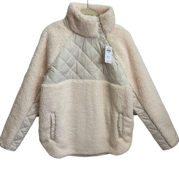 ABERCROMBIE‎ AND FITCH Asymmetrical Snap-up Fleece, size SMALL - Picture 1 of 12